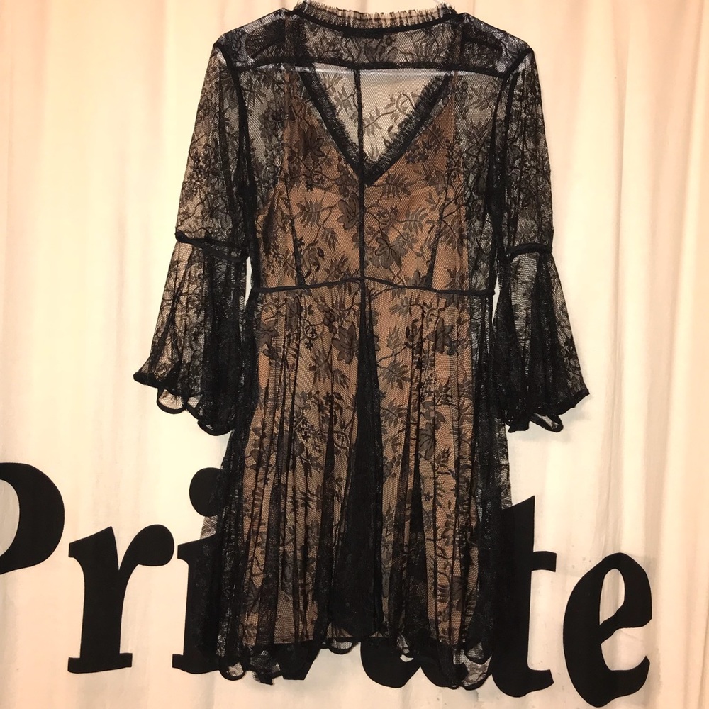 Lace dress. NWOT!